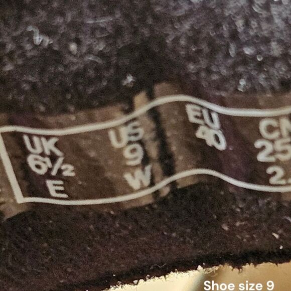 CLARKS COLKECTION Black Leather LAURIEANN Cove Ajustable Velcro Flat Sandals 9W - Picture 12 of 14